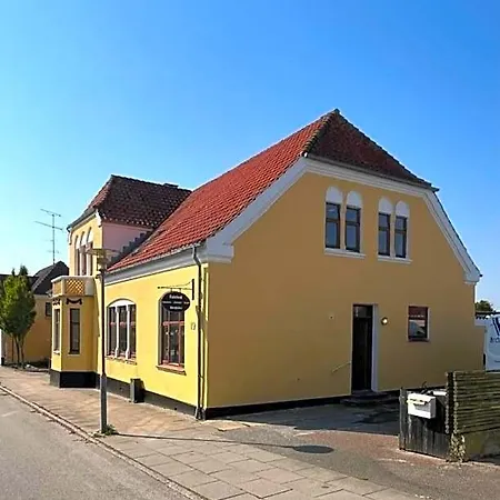 Folsted - Vaerelse 204 Med Eget Badevaerelse Og Fri Parkering Hotell Bjergby